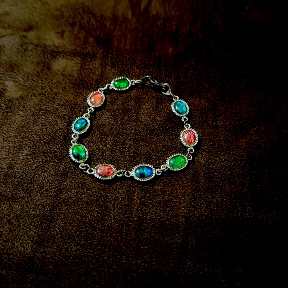 *Slightly used bracelet